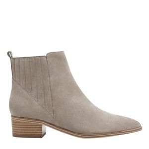 Marc fisher yolli bootie